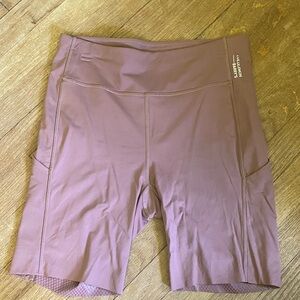 Lululemon Barrys Athletic Workout Biker Shorts Purple Pink Raw Hem Women’s